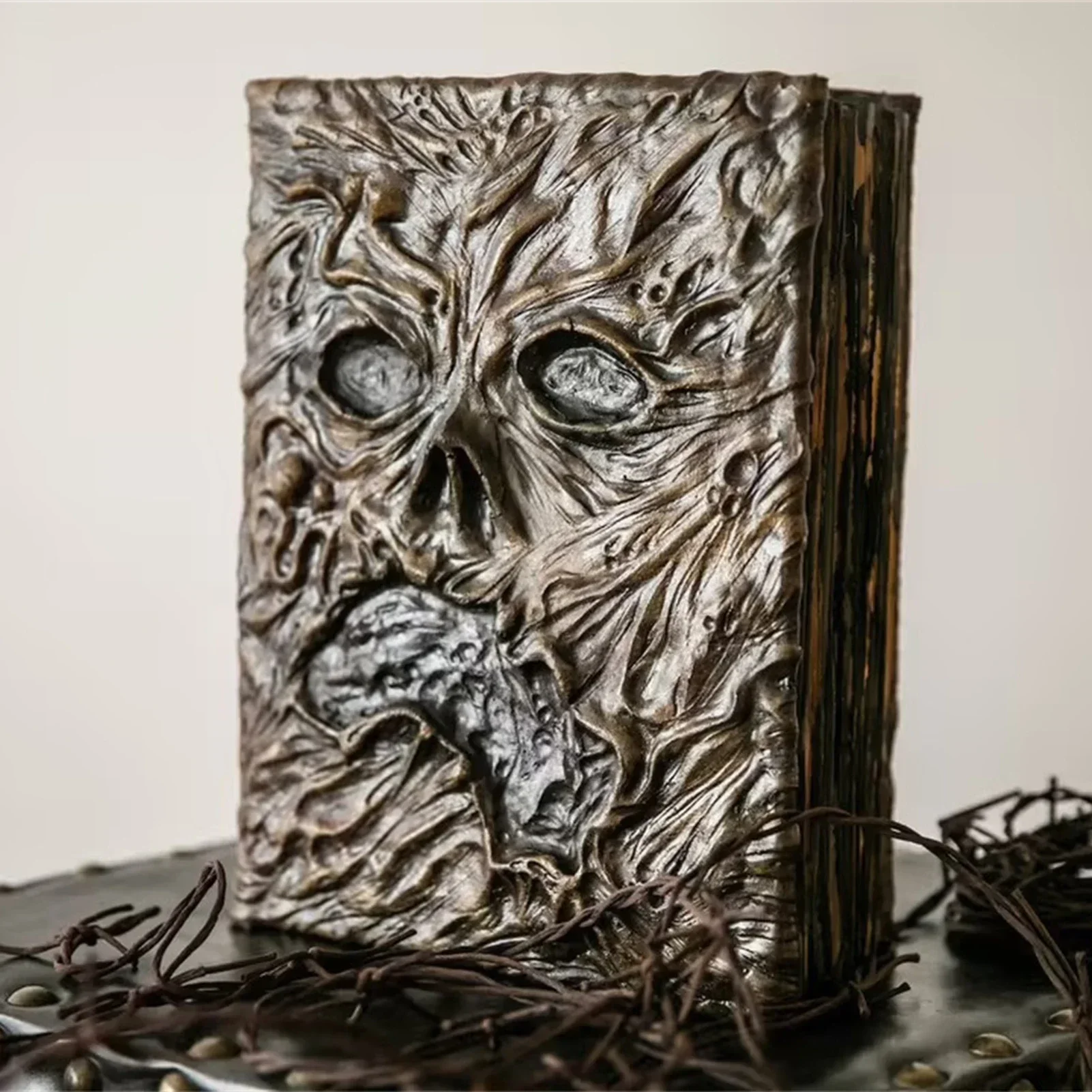 Necronomicon Vintage - Livro d - Vintage Collectible Books avaliação e preço