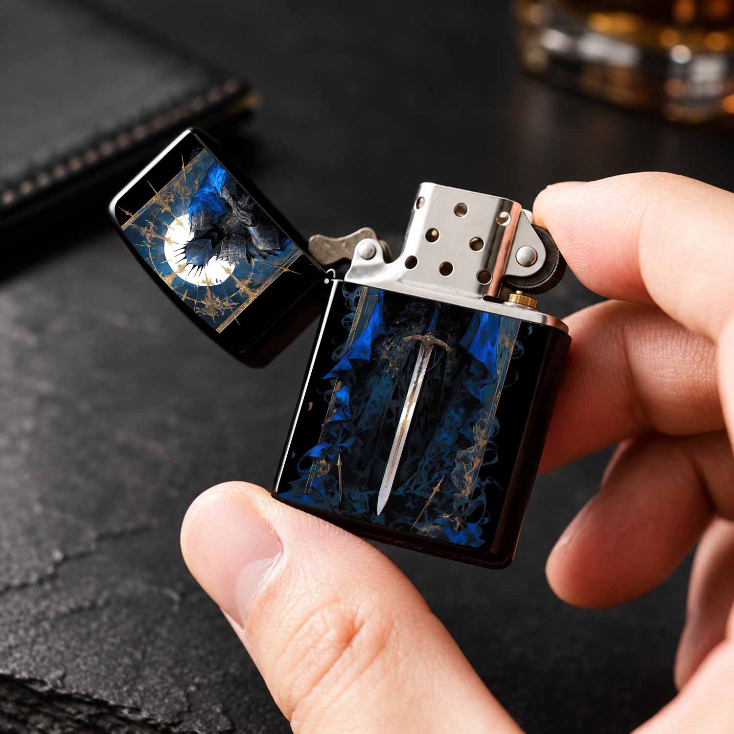 Isqueiro vintage esmaltado Dar - Collectible Vintage Tools avaliação e preço