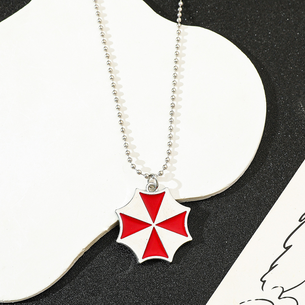 Colar com Pingente de Guarda-C - Vintage Item avaliação e preço