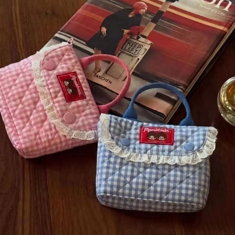 Bolsa de Maquiagem Vintage com - Vintage Item avaliação e preço